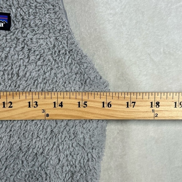 Women’s Patagonia Size Small Gray Fleece Vest Synchilla Sherpa Retro Soft C25 - Picture 6 of 8